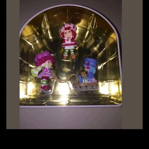 Strawberry Shortcake! - Picture 2 of 2